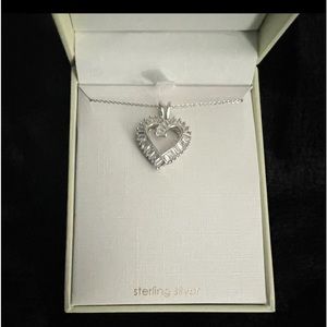 BEAUTIFUL SILVER HEART NECKLACE WITH CUBIC ZIRCONIA AROUND THE PENDANT